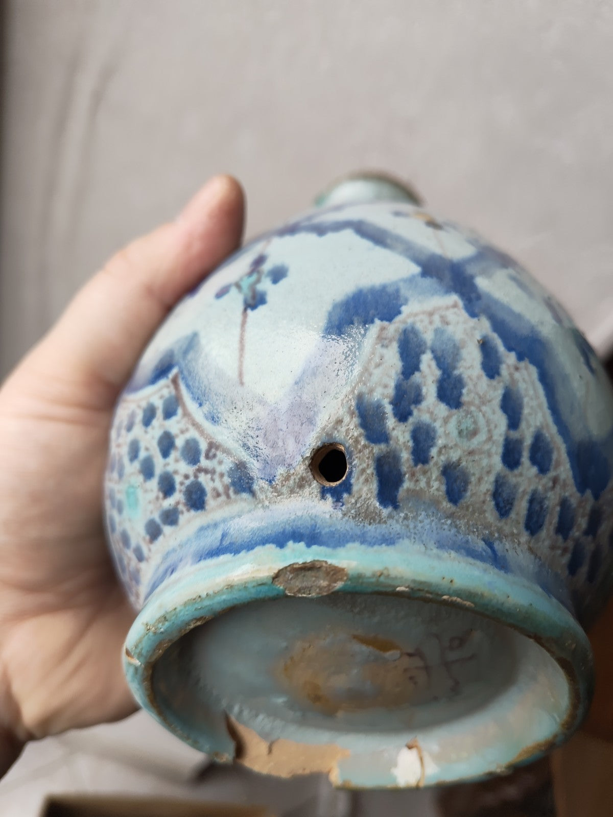 19世紀のアンティークペルシャ花瓶