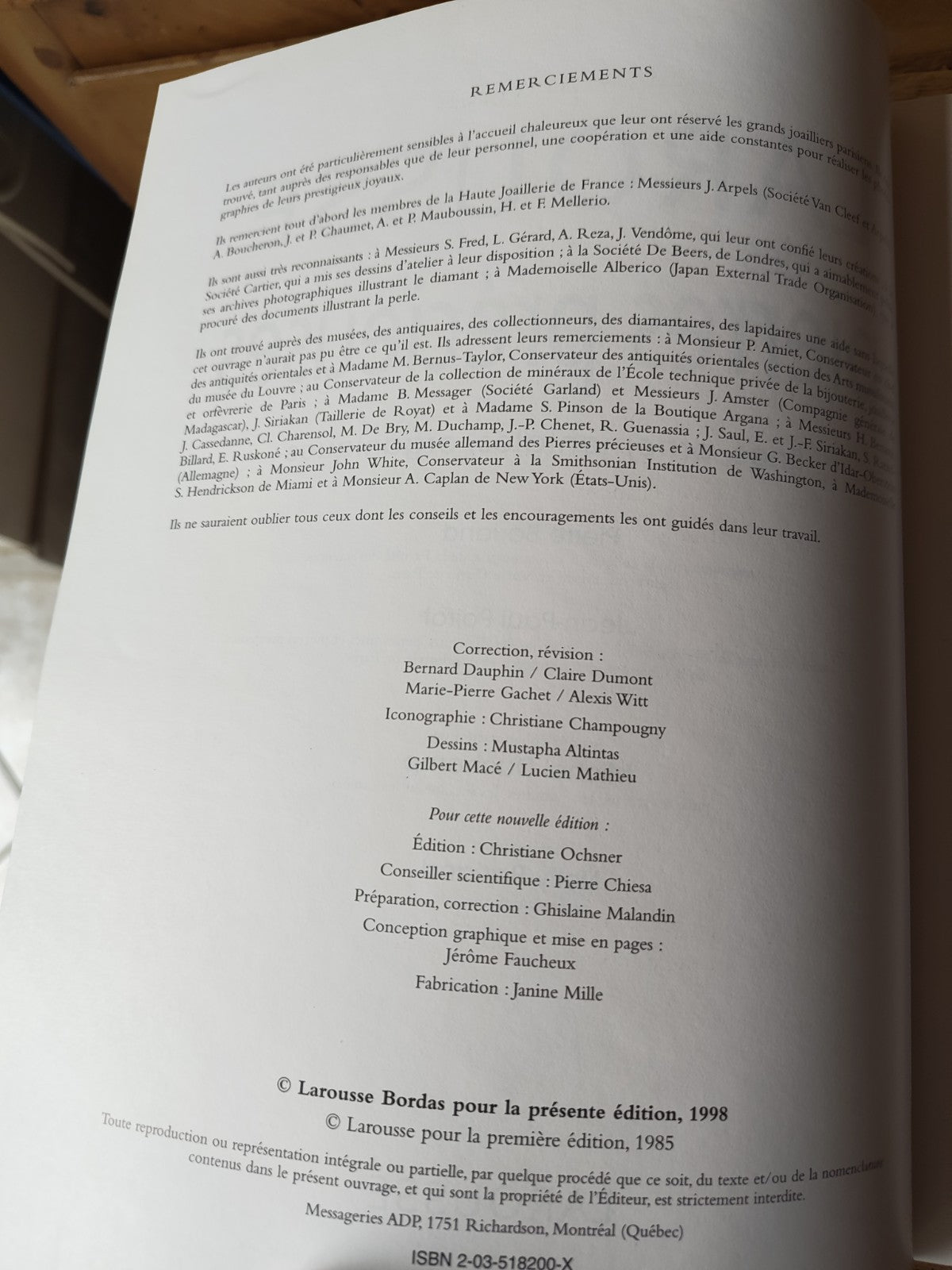 Larousse of Precious Stones, Pierre Bariand, Jean-Paul Poirot, 1998