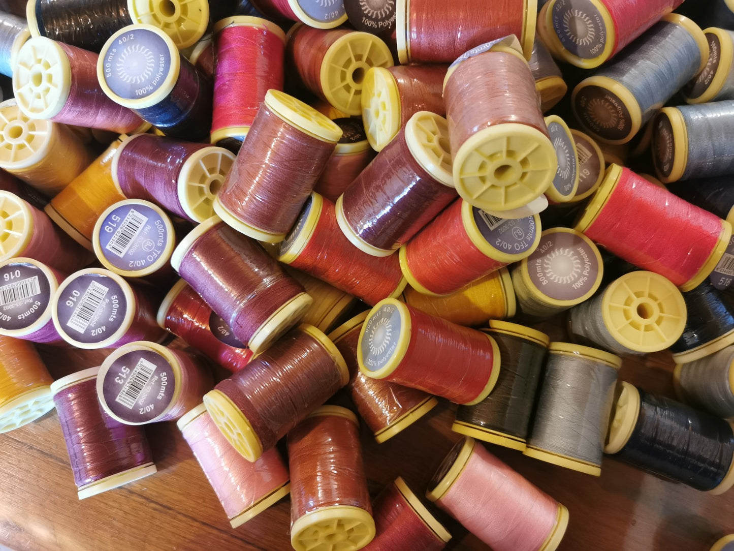 Large Lot of over 250 Thread Spools, for Sewing, Sewing Machine