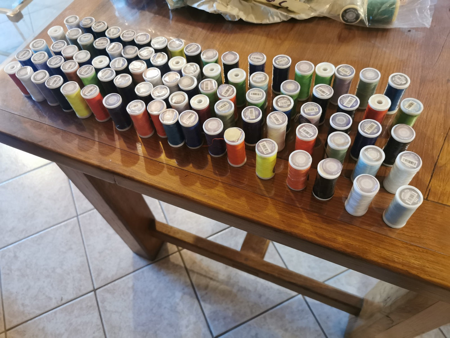 Large Lot of over 250 Thread Spools, for Sewing, Sewing Machine