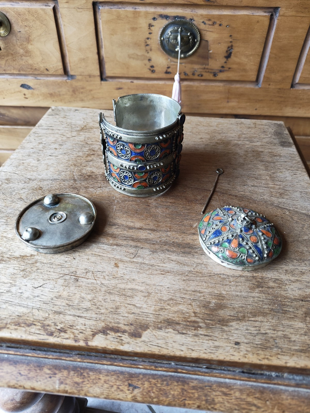 アンティークベルベルブレスレットボックス、民族芸術