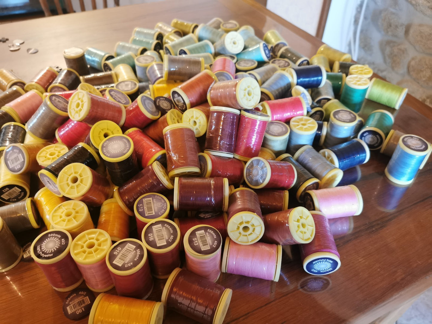 Large Lot of over 250 Thread Spools, for Sewing, Sewing Machine