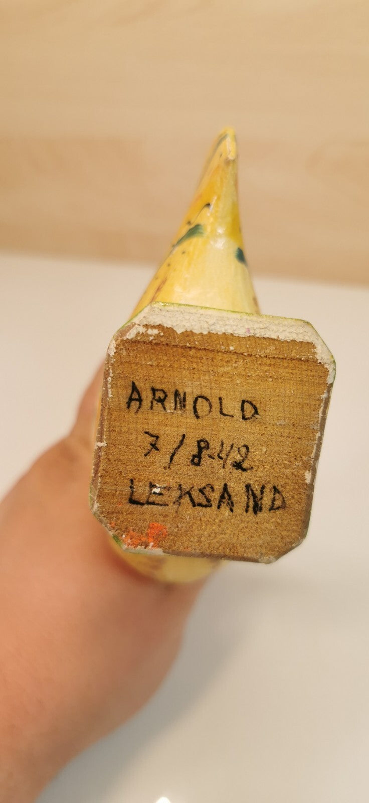 美しいヴィンテージの手描き木製雄鶏、おそらくスウェーデン製、ARNOLD LEKSANDのサイン入り