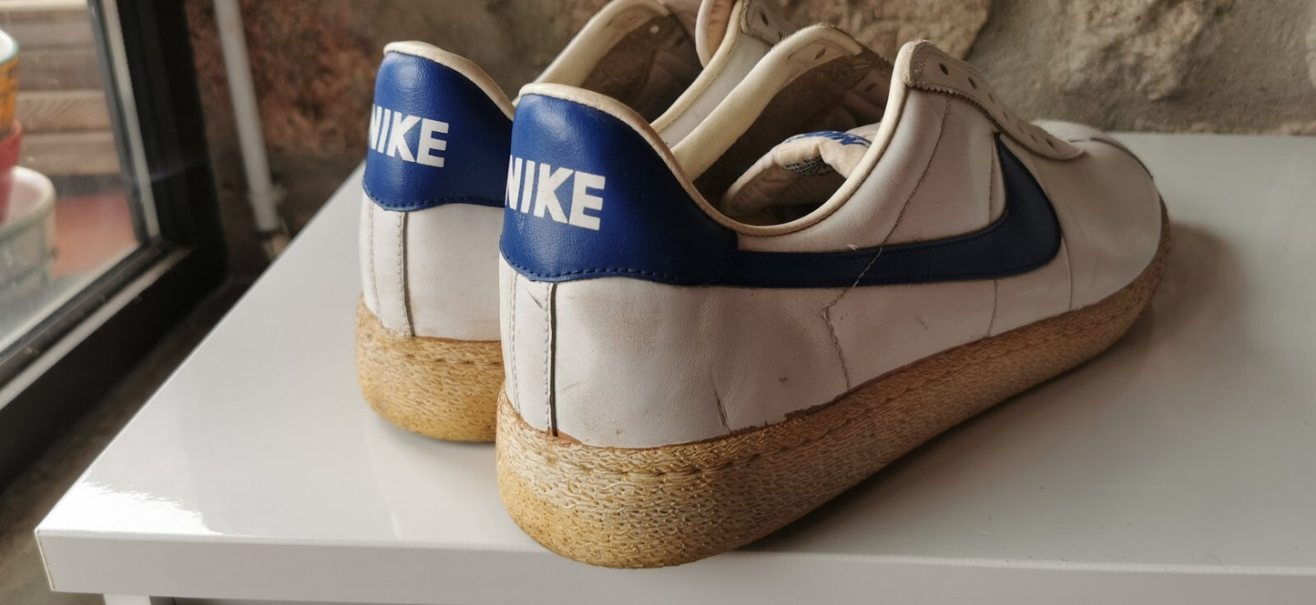 Vintage Nike Sneakers / Sneaker Collection