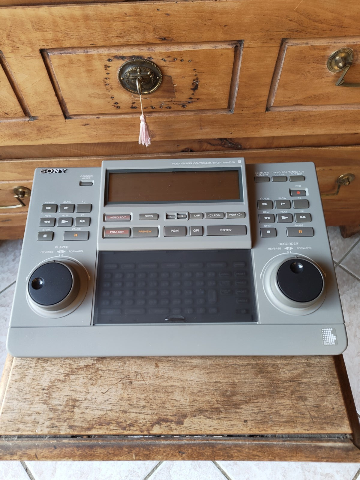 Sony RM-E700 Very Good Condition, Lightly Used
