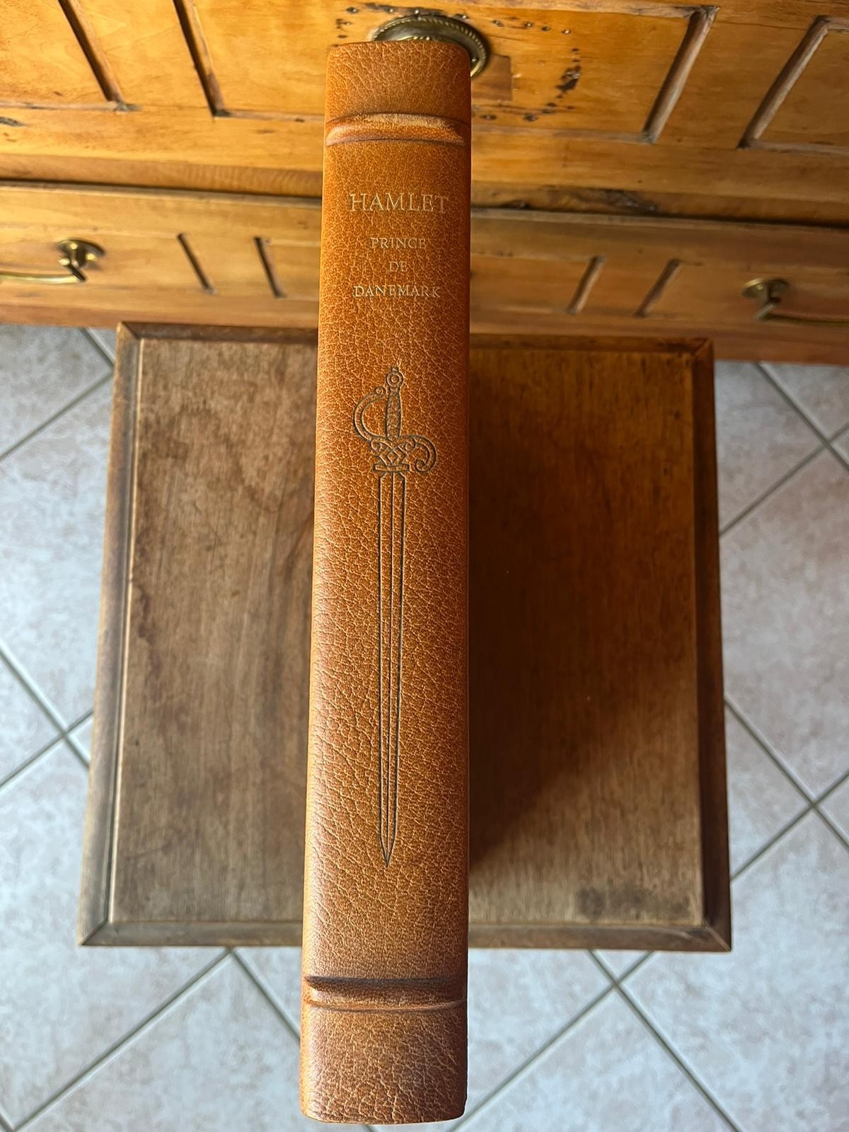 SHAKESPEARE / Hamlet Prince of DENMARK, Jean Chièze, DEDICATED COPY