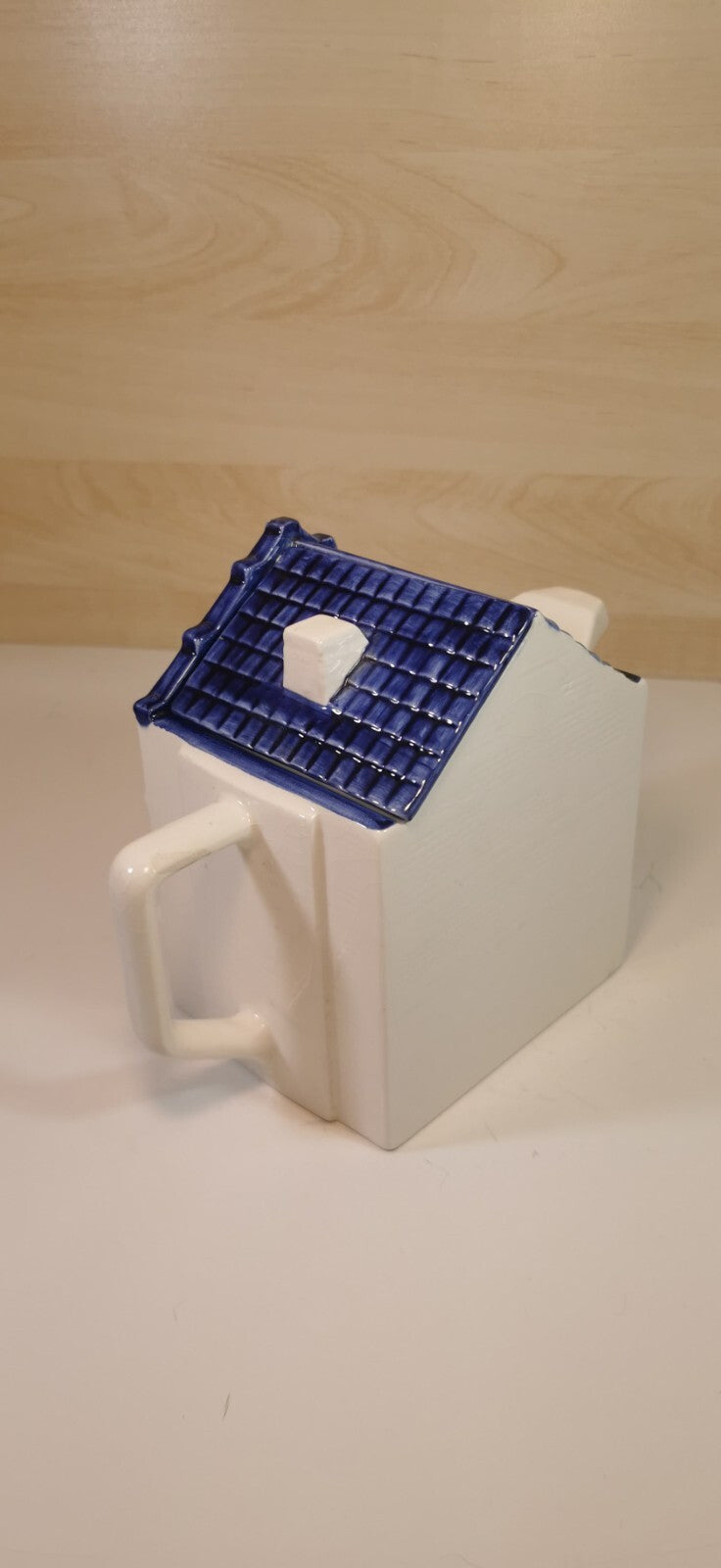 Magnificent CERART House Teapot and Blue Painting Cups Set