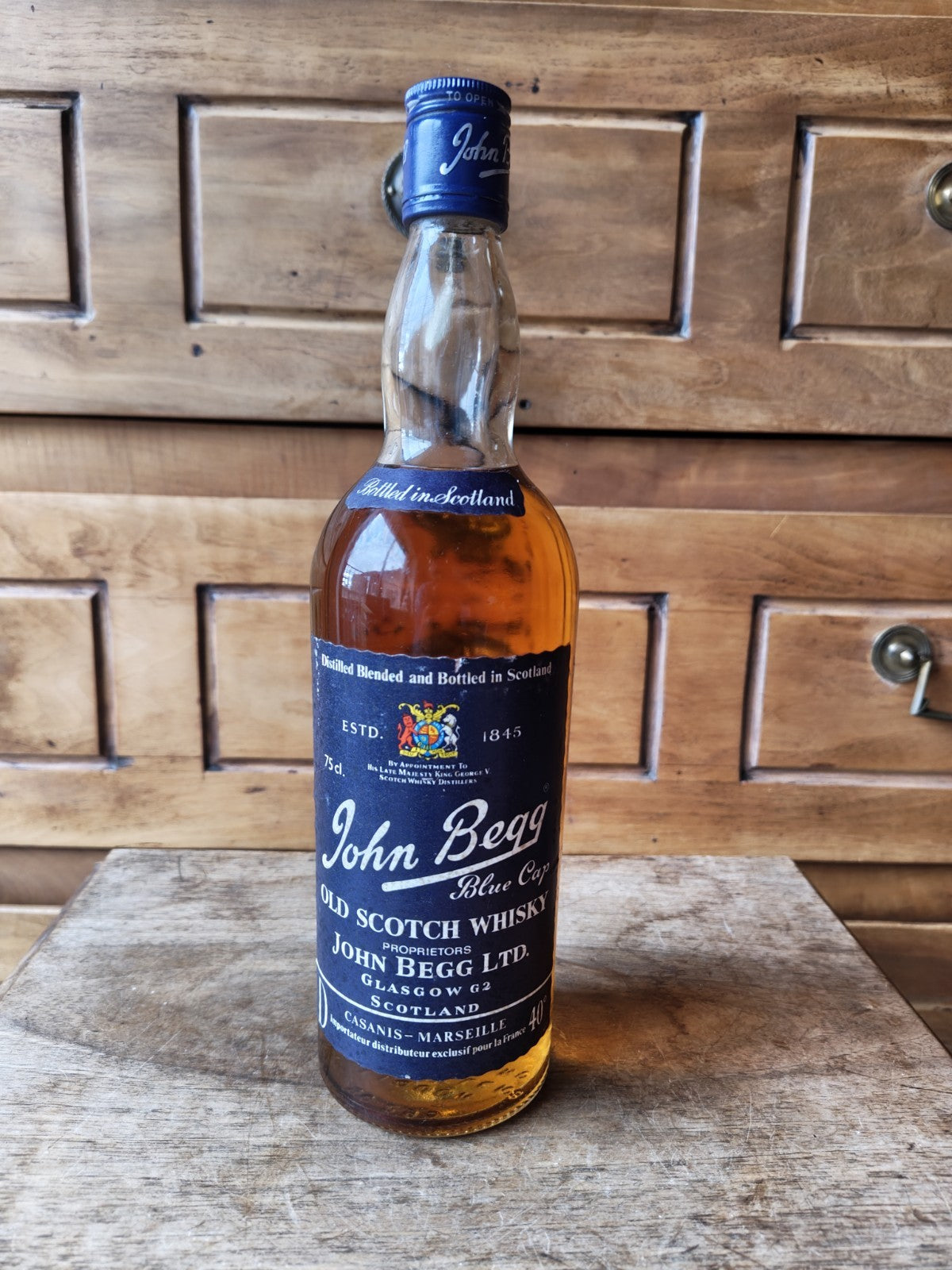 Old Scotch Whisky JOHN Begg, 1960s