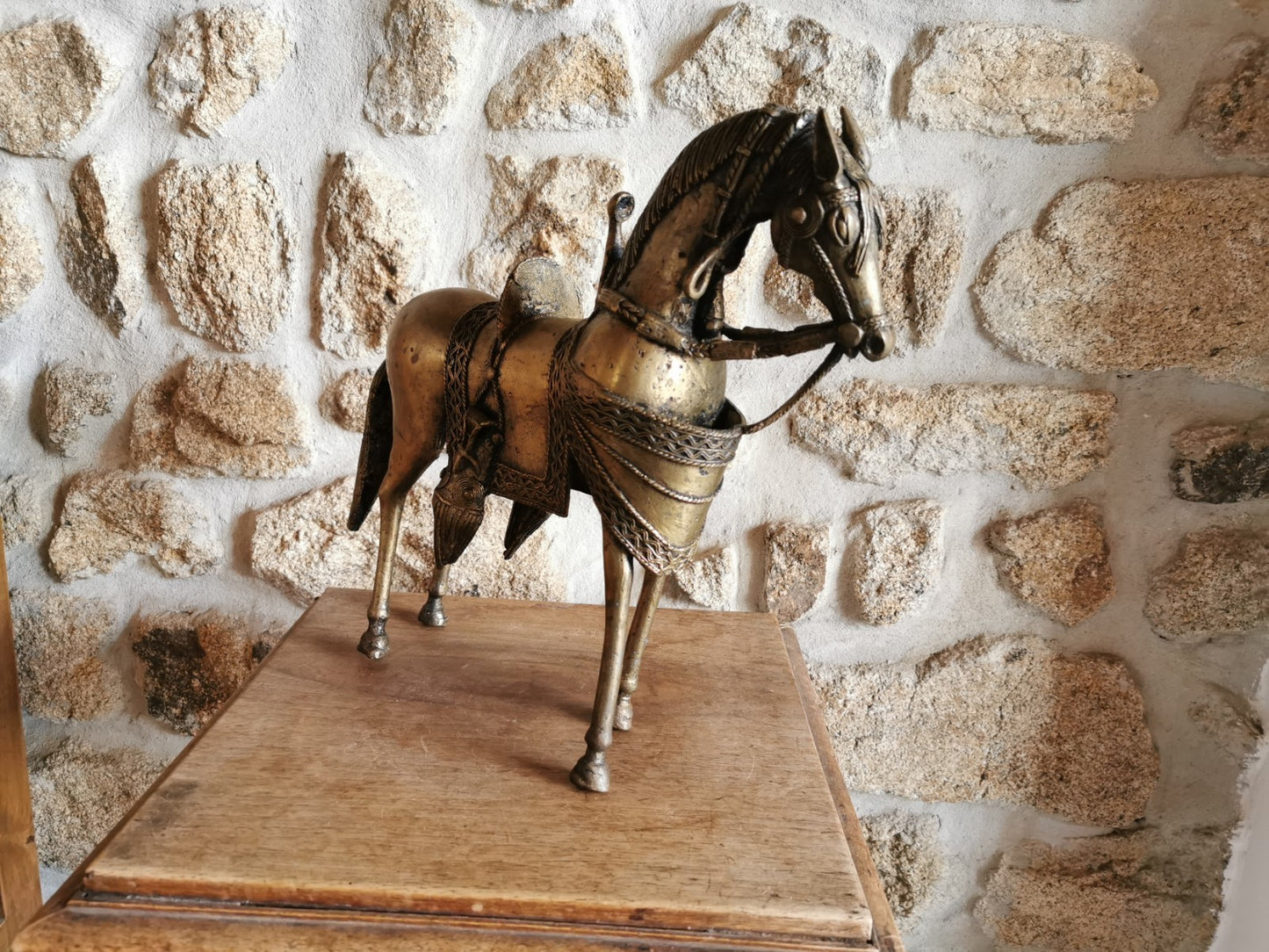 Superb Large Bronze Horse, Weight: 5.5 kg