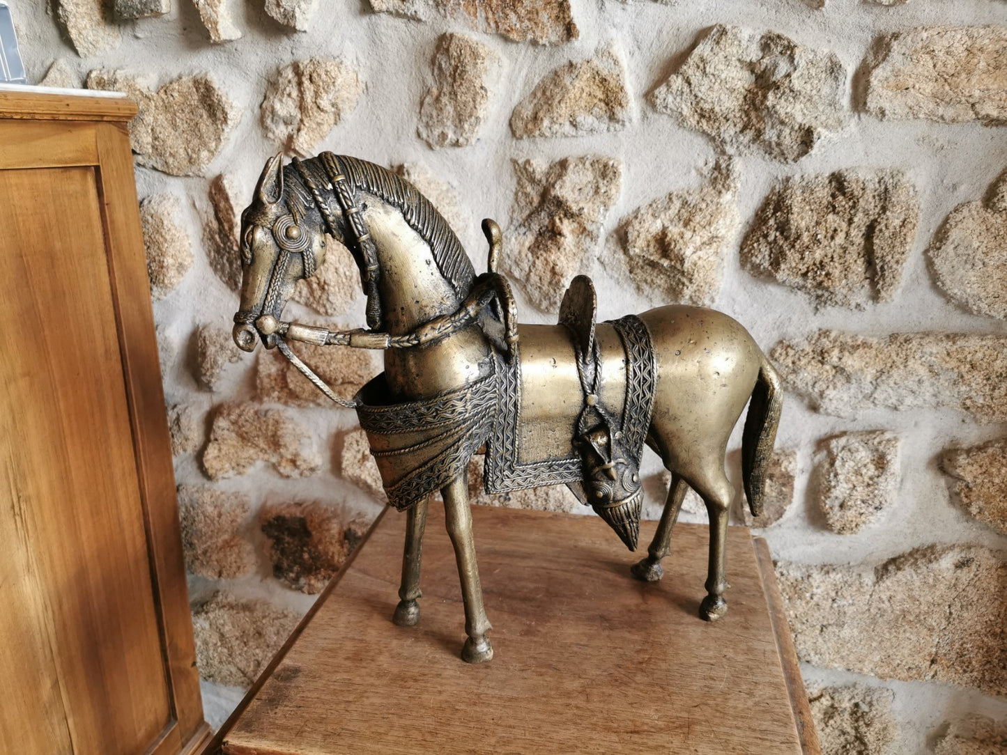 Superb Large Bronze Horse, Weight: 5.5 kg