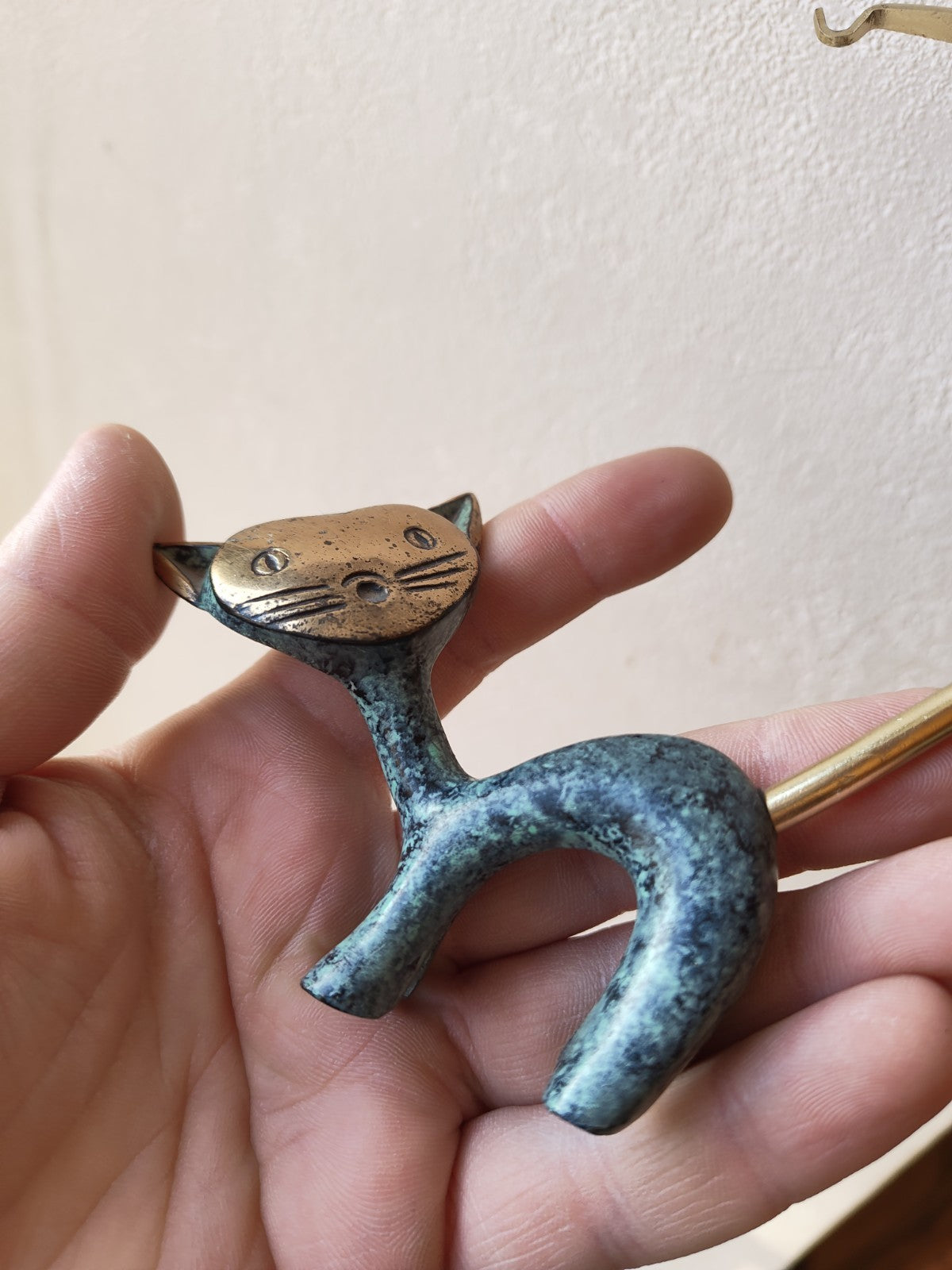 Cat Ring Holder in Brass by Walter Bosse