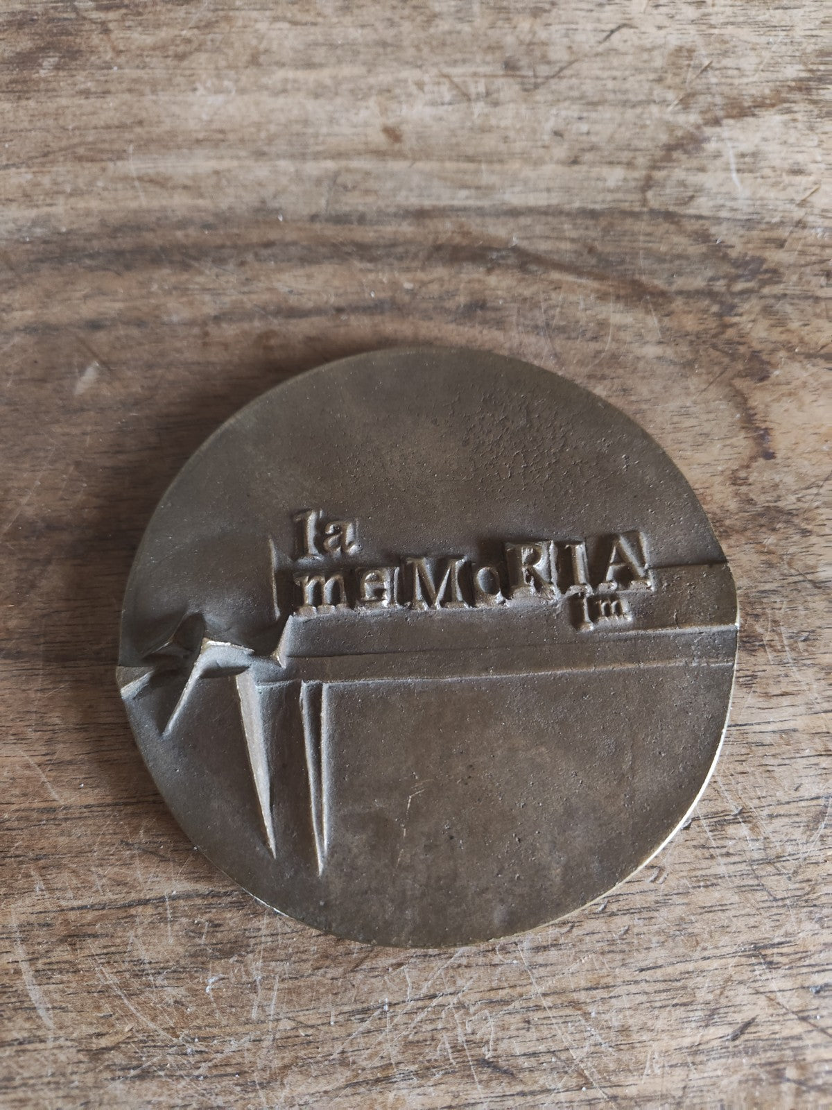 Bronze Medal: La Memoria ORA VIVO RAZIONANDO
