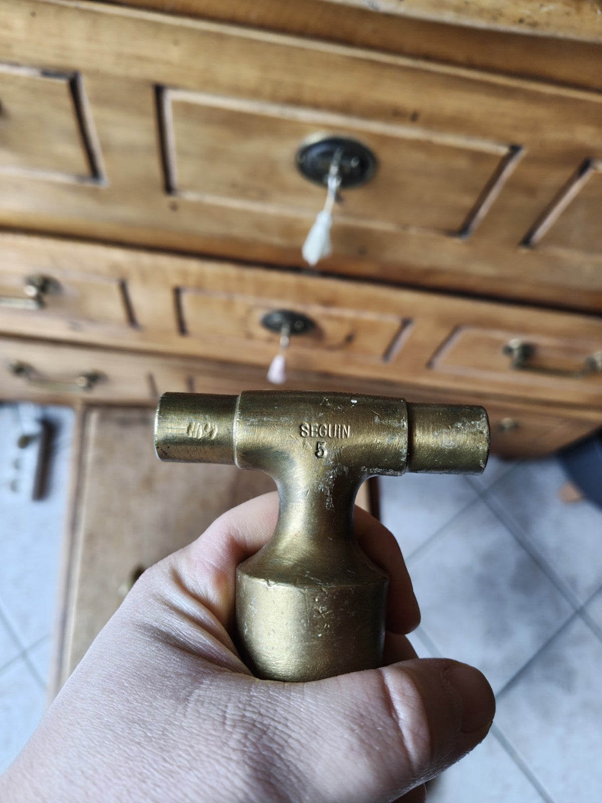 アンティークフランス製真鍮製タンク用蛇口、大型モデル、セガン5