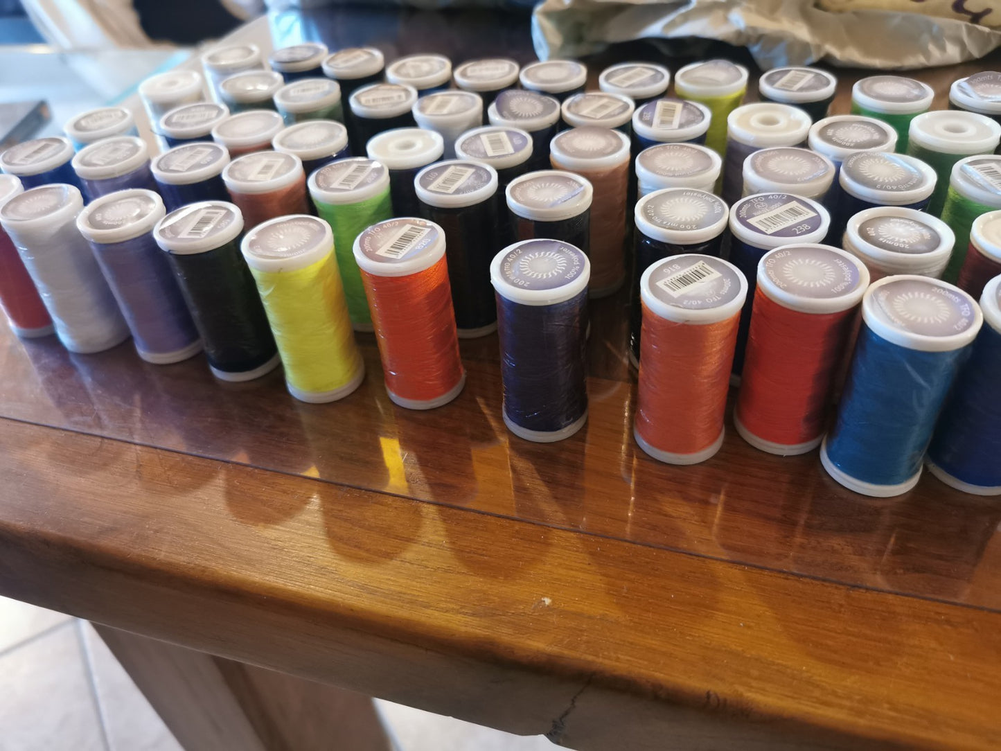 Large Lot of over 250 Thread Spools, for Sewing, Sewing Machine