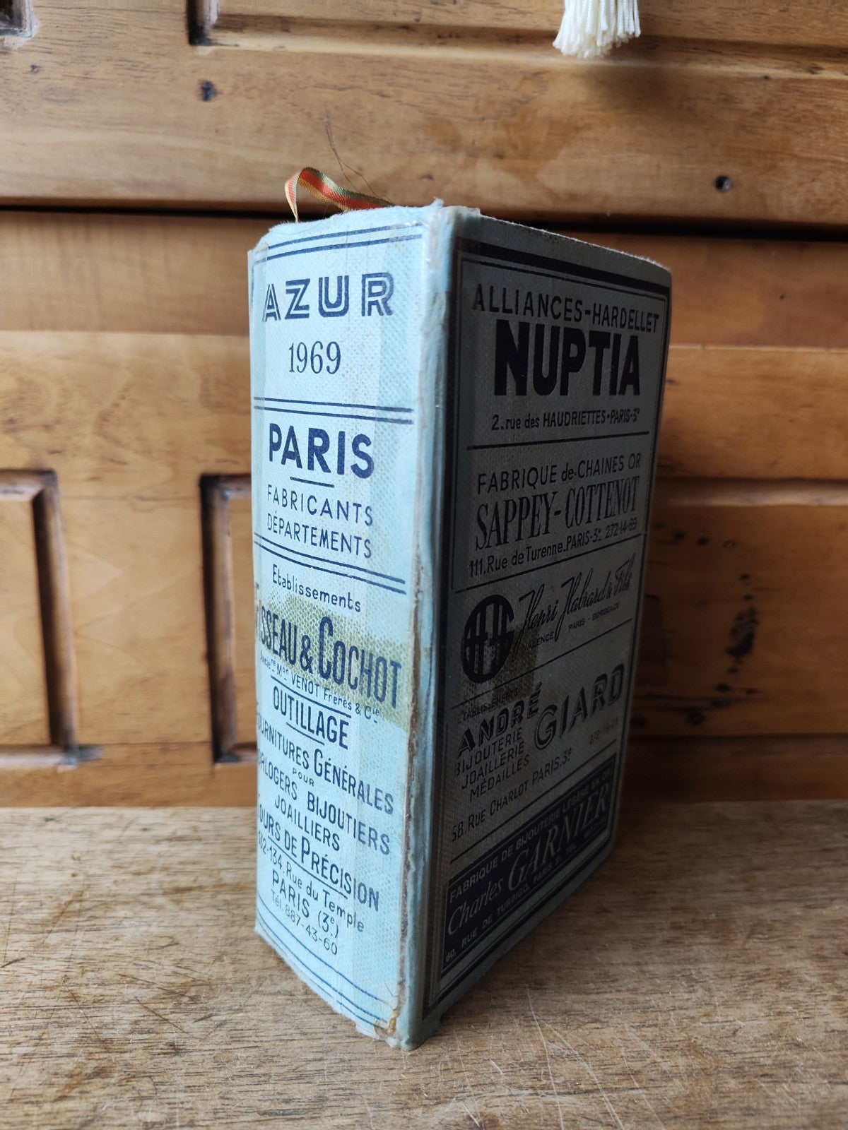 AZUR DIRECTORY ジュエリー、時計製造、銀細工、ダイヤモンド、真珠...