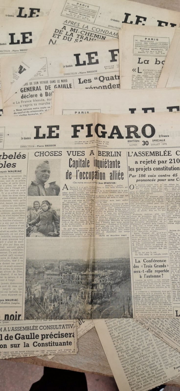 Lot of 20 Issues of Le Figaro 1945 WW2, Pétain, Japan, Nagasaki