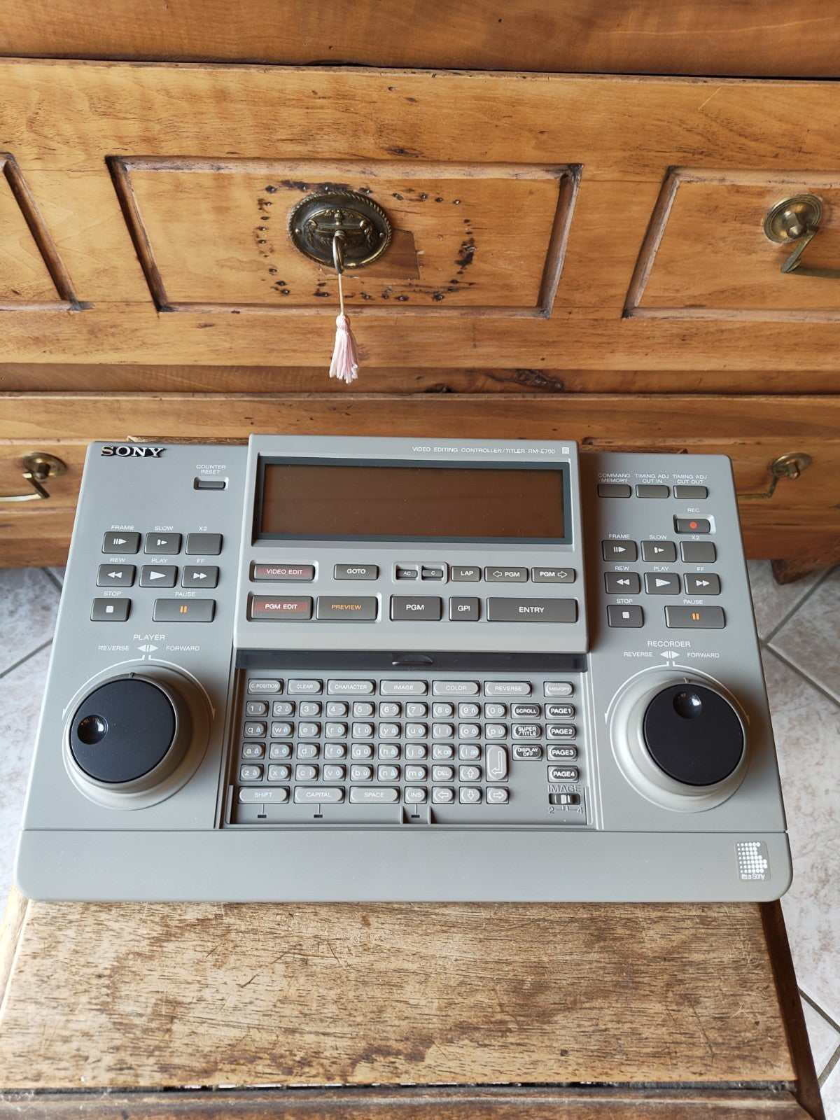 Sony RM-E700 Very Good Condition, Lightly Used