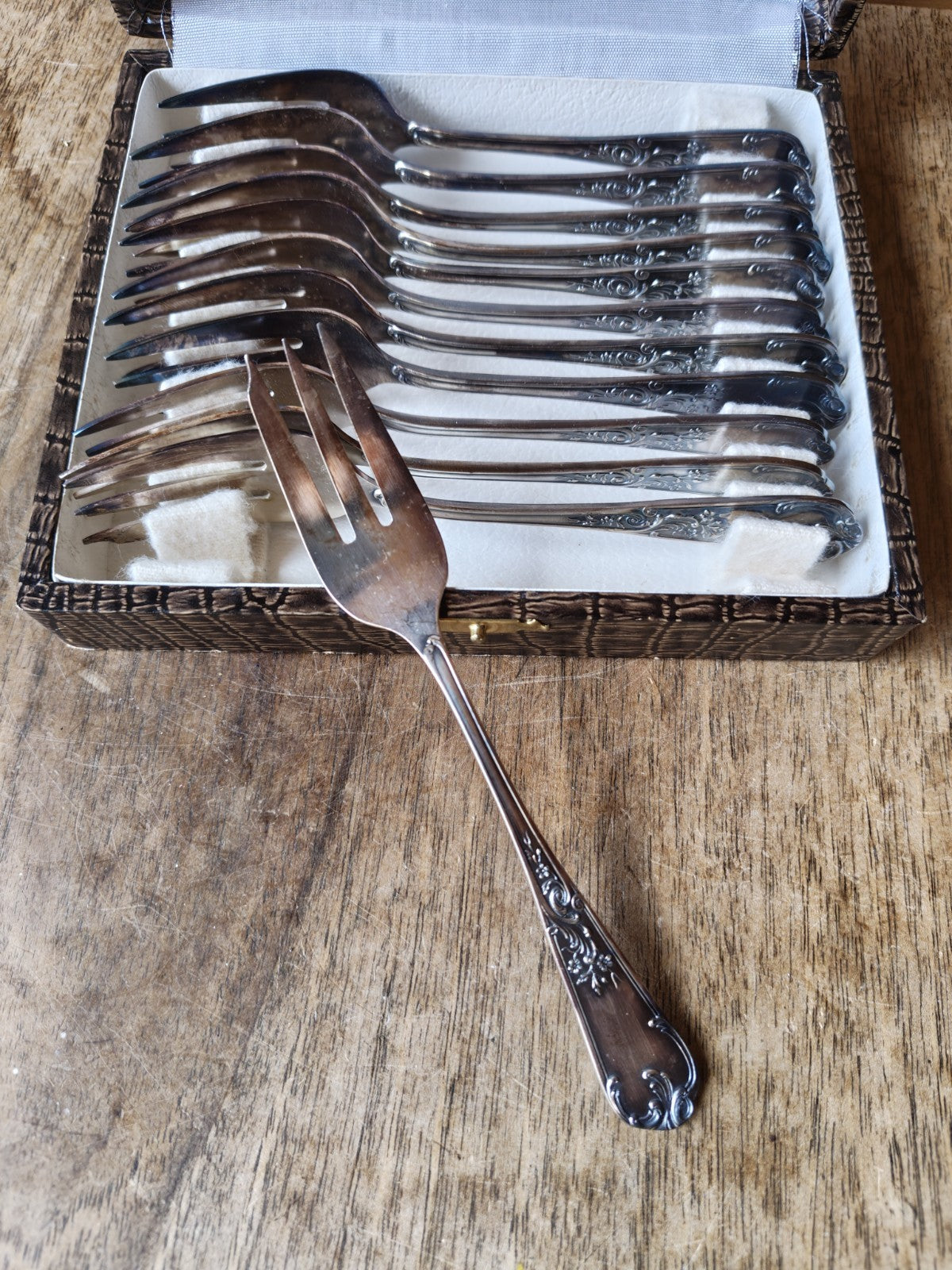 Box of Twelve Silver-Plated Metal Dessert Forks, French Tableware