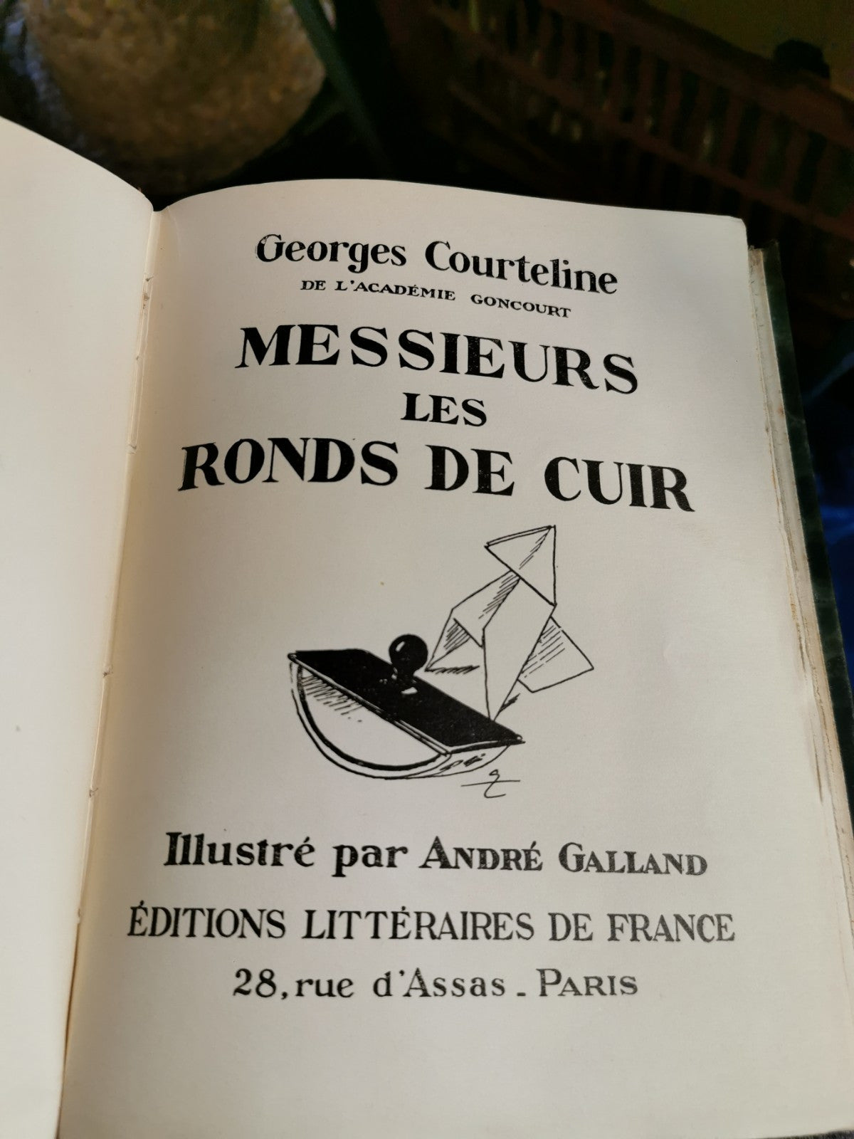 LOT OF 6 BOOKS BY Georges COURTELINE